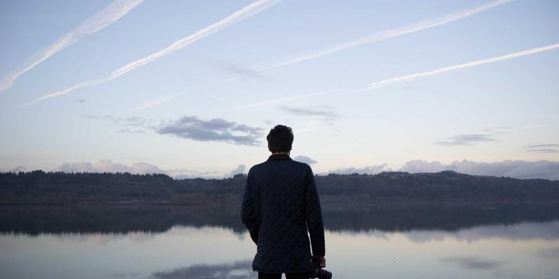 赛博朋克艺术新篇章：《飞鱼动态雕塑》——机械动力公共艺术装置的设计与实现