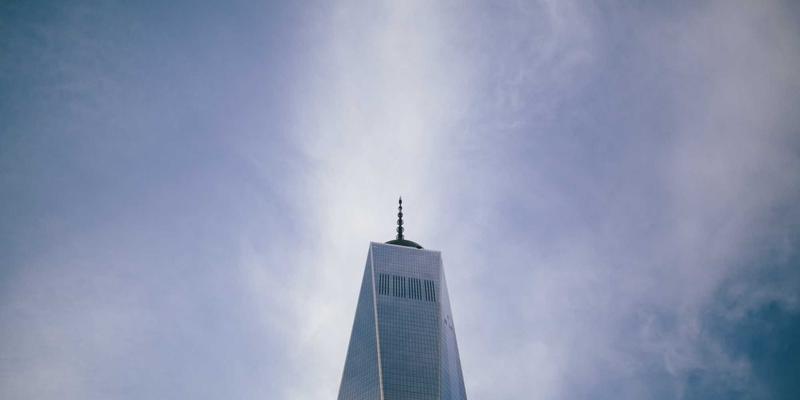 飞鱼艺术13:数字艺术与插画创作的视觉革命与作品展示新维度