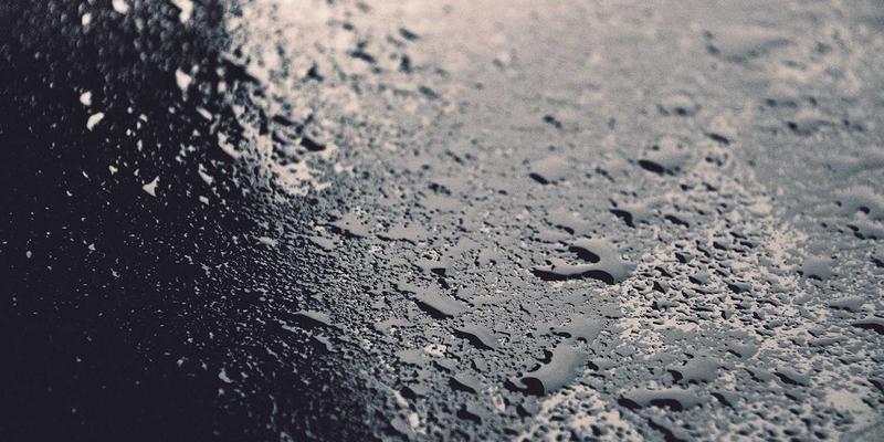 飞鱼艺术符号：赛博朋克艺术与概念设计中颠覆性的视觉语言